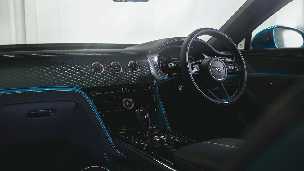 Η νέα βαφή της Bentley κοστίζει περισσότερο από μία Mercedes C-Class!